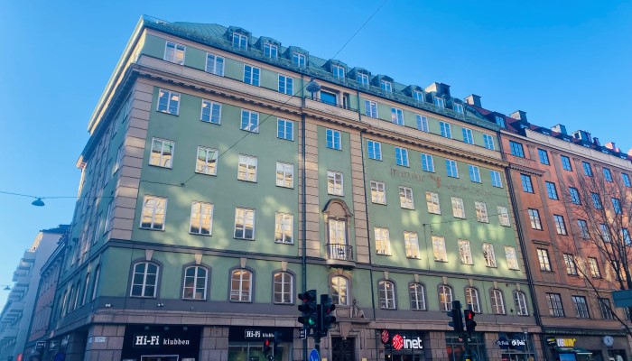 De flyttar till toppmoderna lokaler i centrala Stockholm